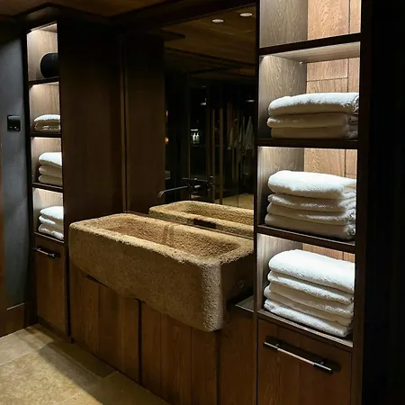 Luxury With Hot Tub & Cold Plunge In *